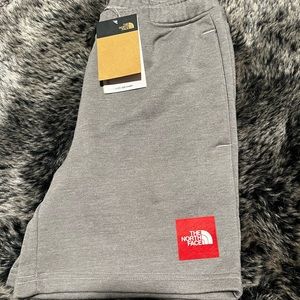 The North Face boys XL shorts